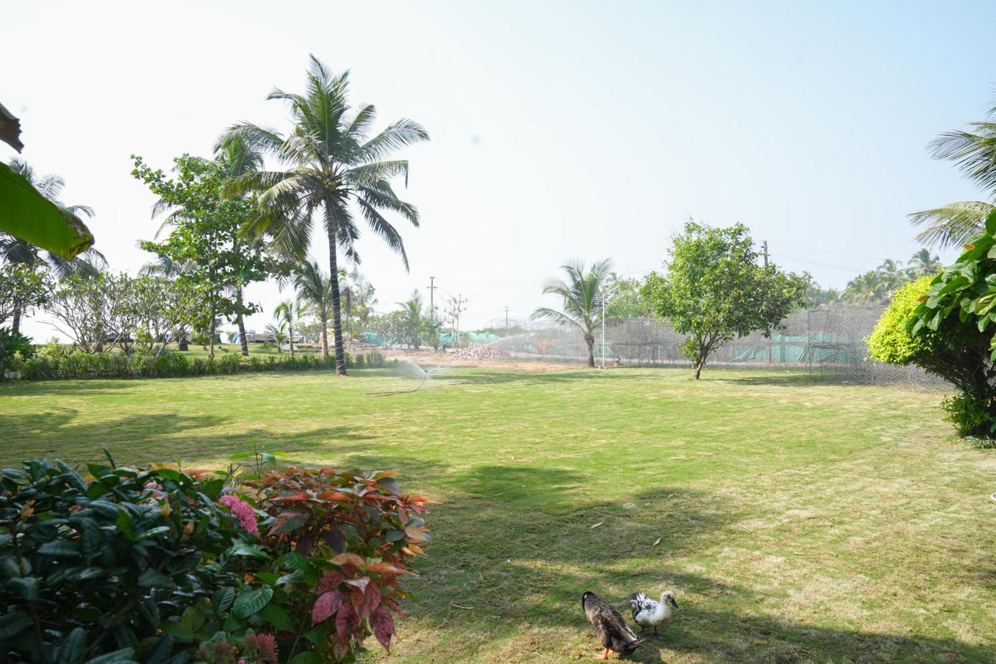 Regenta Beach House Resort, Goa Benaulim Kültér fotó